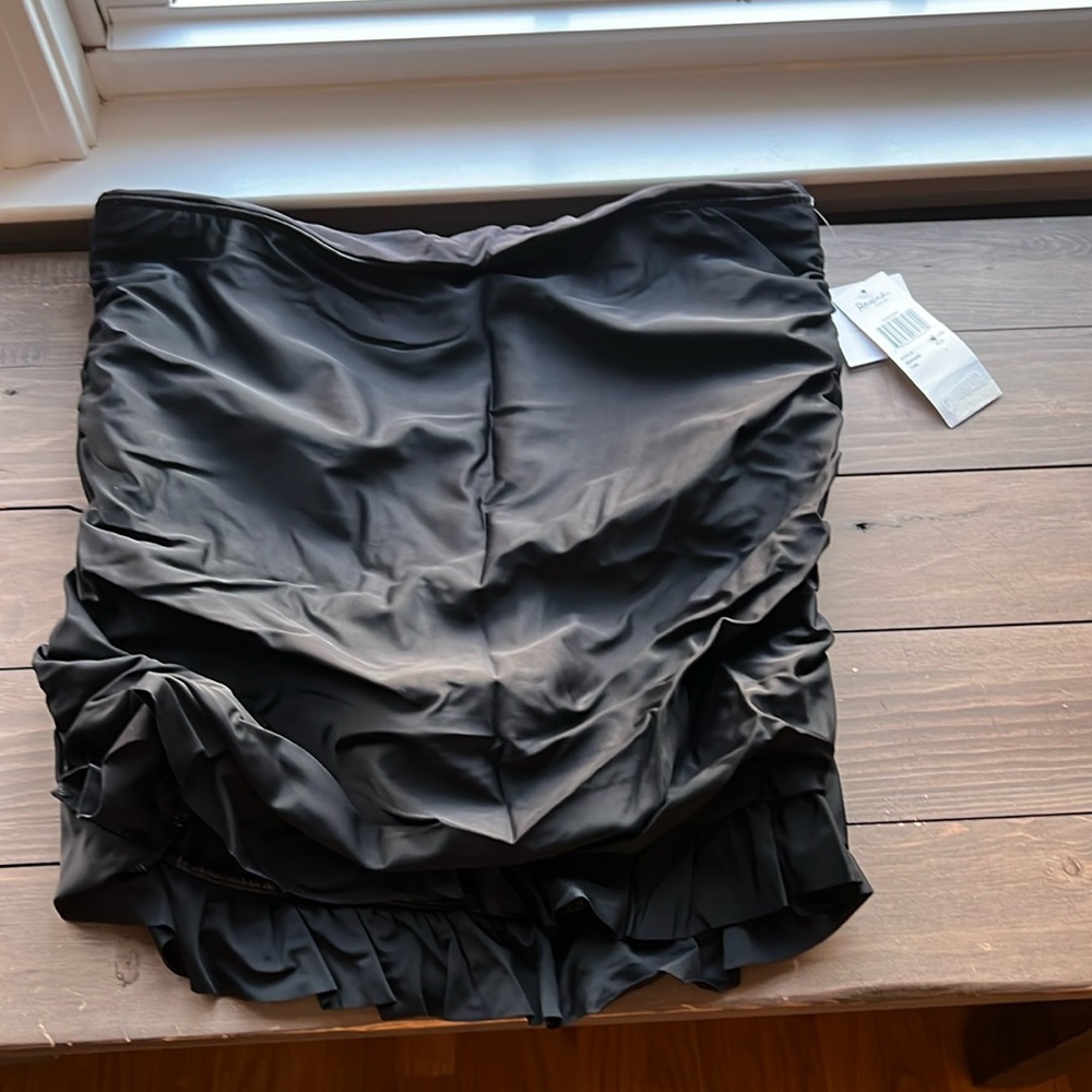 NWT Raisins Curve swim skirt sz 14w